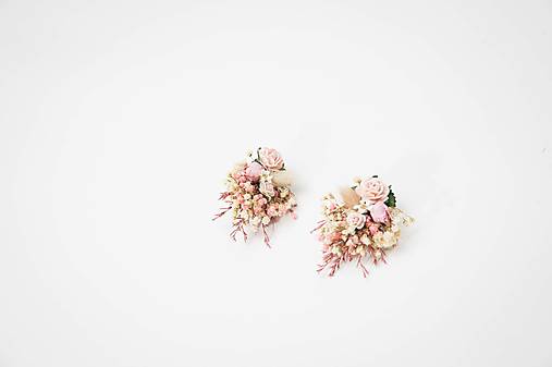 Kvetinové náušnice "láska na dosah" 