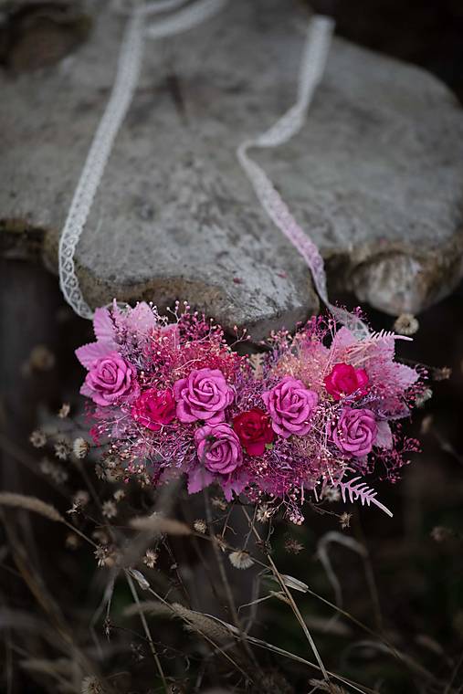 Kvetinový náhrdelník "láska, čo vonia malinčím" - väčší