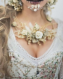 Náhrdelníky - Kvetinový náhrdelník "keď svitá" - 14154177_