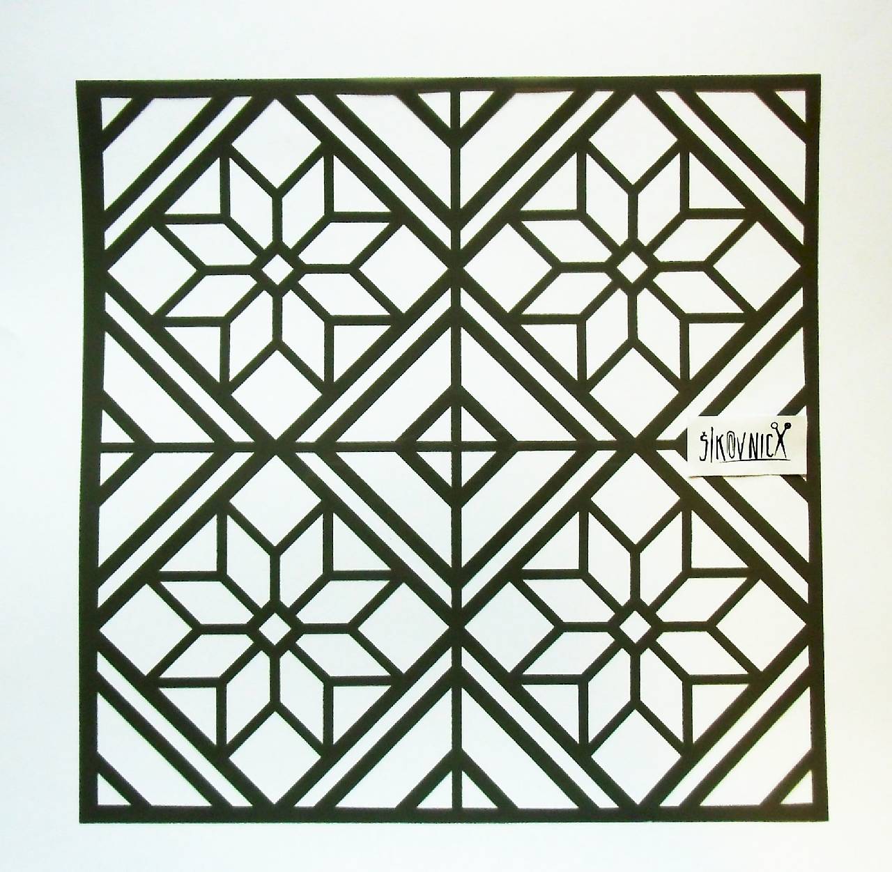Šablóna - 30x30 cm (ornament, kosoštvorce, kvety)