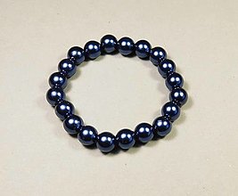 Náramky - Náramok z plastových perlových korálikov  (vnútorný obvod 18cm - Tmavomodrá) - 14161856_
