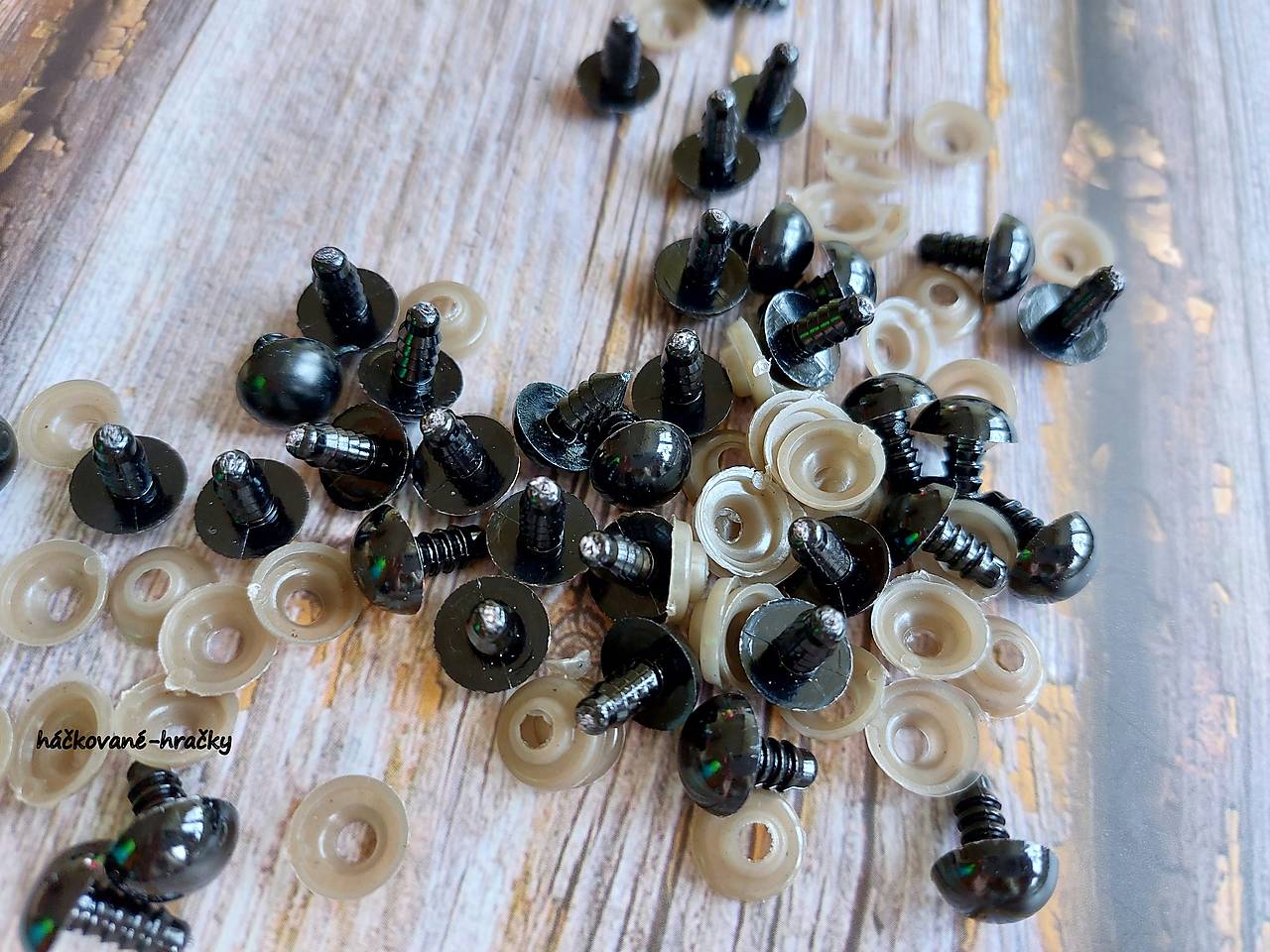 Bezpečnostné oko 12mm čierne