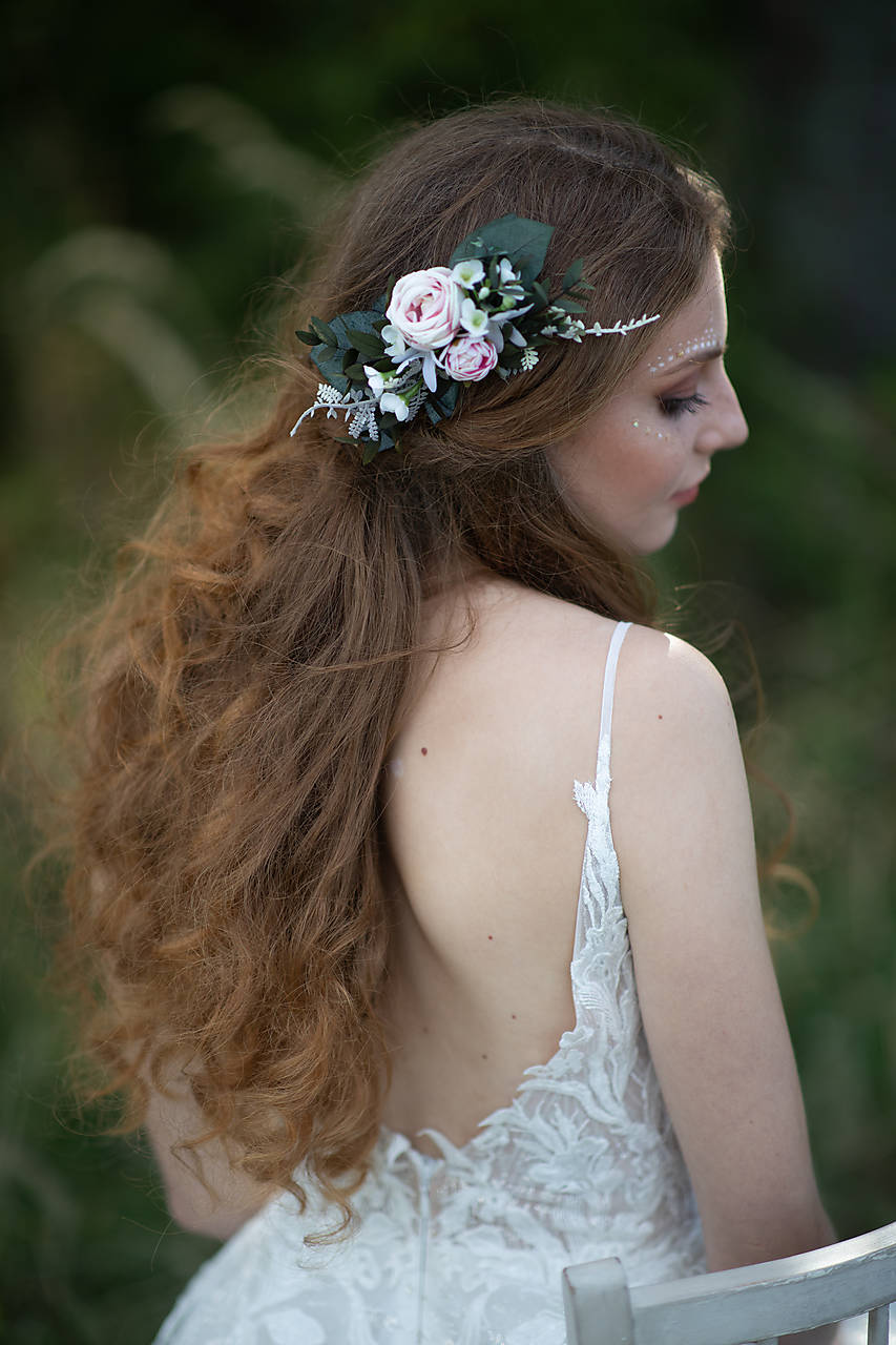 Kvetinový hrebienok "nežné pohľady do duše" 