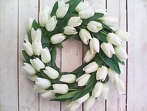Dekorácie - Veniec na dvere ... biele tulipány ... - 14180523_