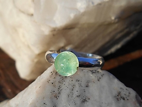 Prstene - green-emerald-smaragd-striebro - 14185063_