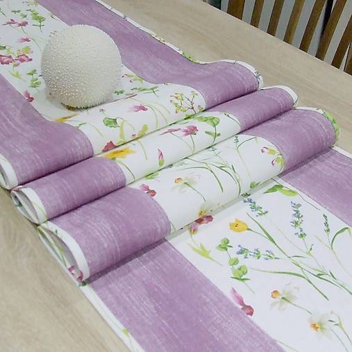  - KVETA - jarné kvety s fialovou - behúň  (130 cm x 40 cm) - 14190299_