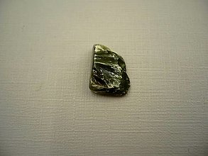 Minerály - Troml. kámen - serafinit 13 mm, č.6 - 14195817_