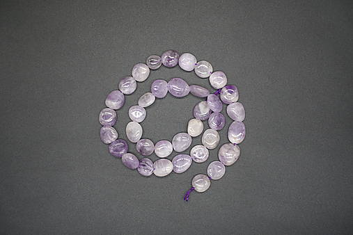 Minerály - Nefrit levenduľový ovál šnúra (36-38ks) - 14207177_