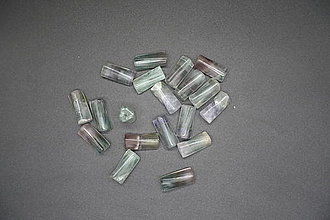 Minerály - Fluorit 21x10x10 (2) - 14207114_