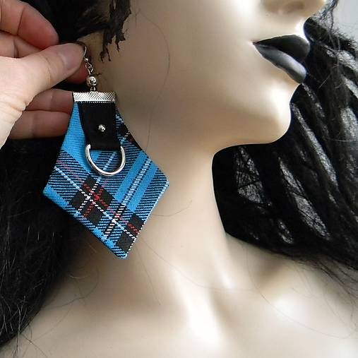 Náušnice - Rockové kárované náušnice - tyrkysové - 14219471_