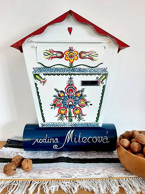 Úložné priestory & Organizácia - Maľovaná poštová schránka s pestrým ornamentom - 14224157_