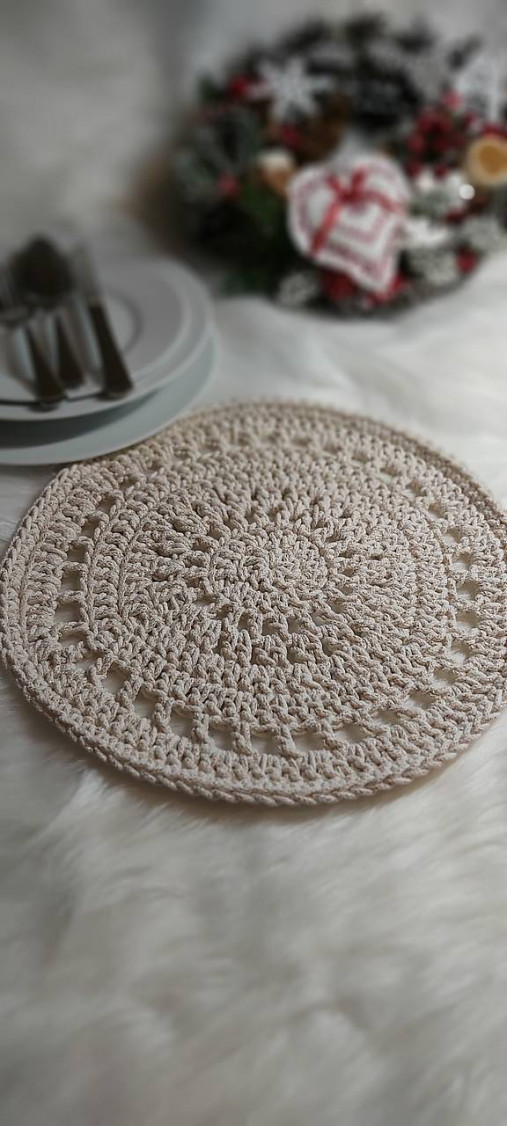 Úžitkový textil - Háčkované prestieranie béžovo  zlaté - 14232635_