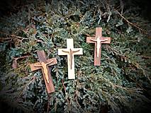 Dekorácie - Drevený kríž-Ježiš na kríži - 14229970_
