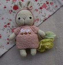 Hračky - zajka v ružových šatách - 14238955_