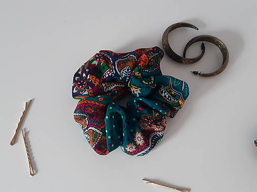 Ozdoby do vlasov - Scrunchie/gumičky z orientálního šifonu (velká) - 14239790_