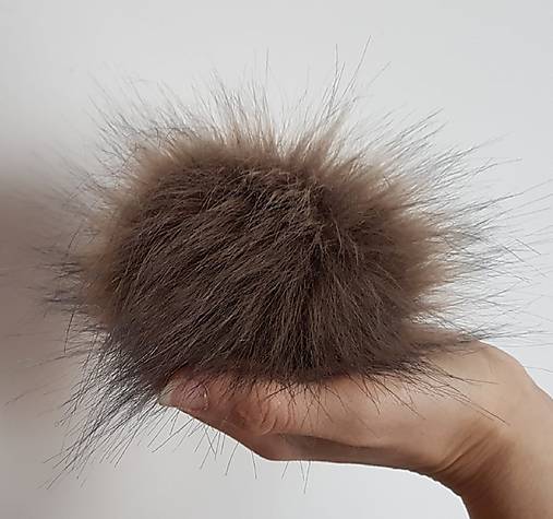 Materiál ručne robený - Kožušinový brmbolec 14 - 14245393_