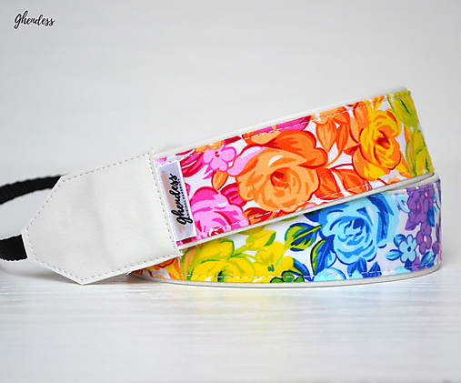 Iné doplnky - Popruh na fotoaparát - Rainbow roses/bílá - 14243325_