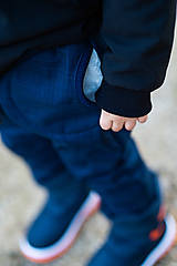 Detské oblečenie - softschell nohavice tmavomodré pudlové s barančekom - 14243014_