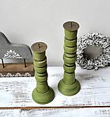 Svietidlá - Drevené svietniky zelené - vintage - 2 kusy - 14242406_