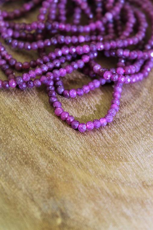 Minerály - rubín tmavý korálky 3mm - 14259829_