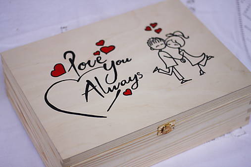 Zásnubný /svadobný/ dar- borovicová krabička plná lásky