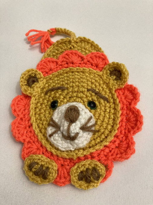 Materiál ručne robený - LEV / aplikácia, dekorácia  - 14265179_