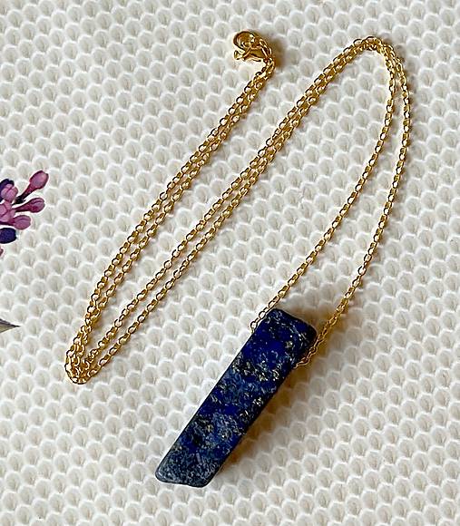 Lapis Lazuli Golden Necklace / Náhrdelník s lazuritom