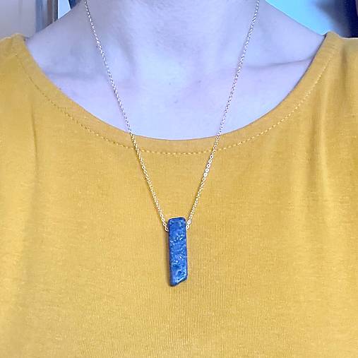 Lapis Lazuli Golden Necklace / Náhrdelník s lazuritom