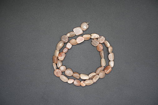Minerály - Slnečný kameň ovál II. šnúra (38-40ks) - 14269603_