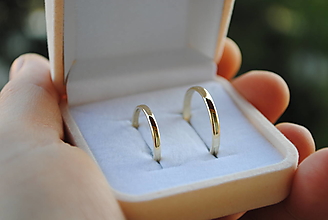 Prstene - Obrúčky "som klasik" úzke (žlté zlato 2,5mm/3,5mm) - 14273387_