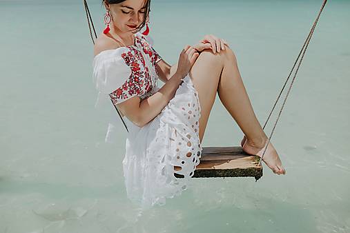 crop top Zámutovské kvety