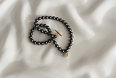 Náhrdelníky - KAHA | náhrdelník z čiernych perál - betón & zlato - 14274947_