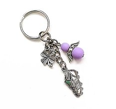 Kľúčenky - Kľúčenka "kopačka" s anjelikom (fialová) - 14281326_