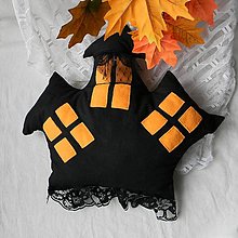 Úžitkový textil - Gotický halloweenský vankúšik-Polnočný zámoček - 14285689_