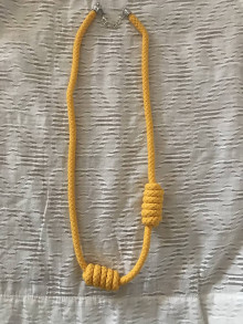 Náhrdelníky - Asymetrický náhrdelník (Žltá) - 14286350_