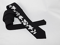 Pánske doplnky - Ručne vyšívaná kravata - 14290395_