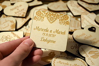 Darčeky pre svadobčanov - Svadobná drevená magnetka - 14290682_