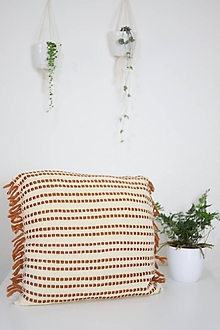 Úžitkový textil - Ručne tkaný vlnený dekoračný vankúš (biela/horčicová 50x50cm) - 14299413_
