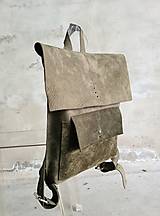 Batohy - OLIVOVÝ kožený ruksak - 14306399_