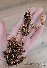 Náhrdelníky - Šitý korálkový náhrdelnik z minerálu Tigrie oko - 14306280_