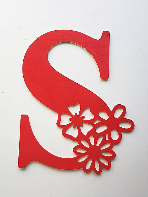Drevené písmeno s 3 kvietkami 30cm