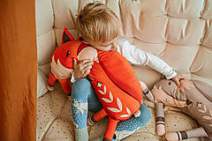 Úžitkový textil - Vankúš LÍŠKA sivá M - 14314038_