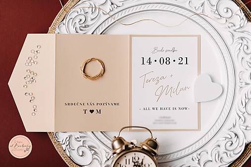 Svadobné oznámenie v champagne kapsičke so zlatým motúzikom a metalickým zlátením #78