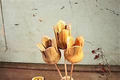 Dekorácie - Drevené tulipány s vázičkou - prírodné - 14318539_