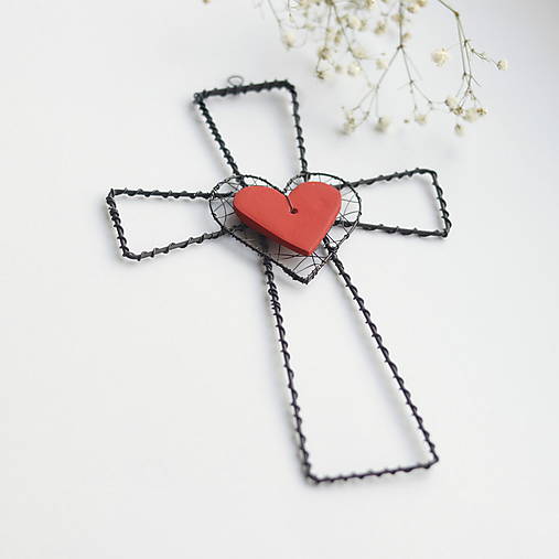  - kríž s keramickým srdiečkom 19cm - 14320945_