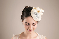 Ozdoby do vlasov - Svadobný sisalový klobúčik s mašľou - 14327491_