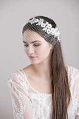 Ozdoby do vlasov - Svadobný závoj s čipkou Floral Bandeau, ivory - 14330147_