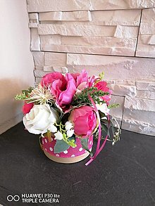 Dekorácie - Flower box s cyklamenovou pivonkou - 14344309_