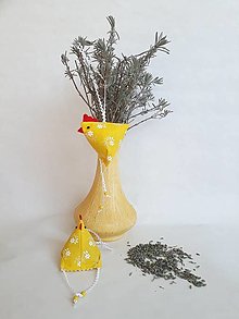 Dekorácie - Sliepočka -veľkonočná  dekorácia - levanduľové vrecúško (Žltá) - 14345817_