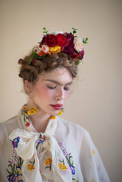 Kvetinová čelenka "Frida" - lúče vášne